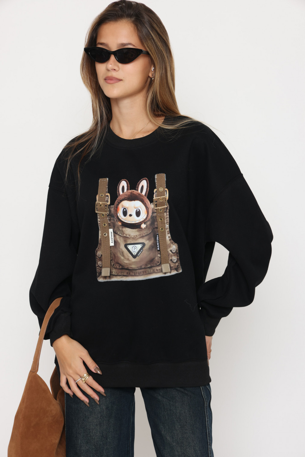 סווצ`ר פוטר ריקמה שילוב אבזם-וונזי