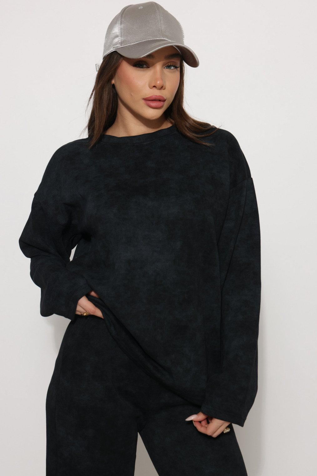 סווצ`ר בטיק