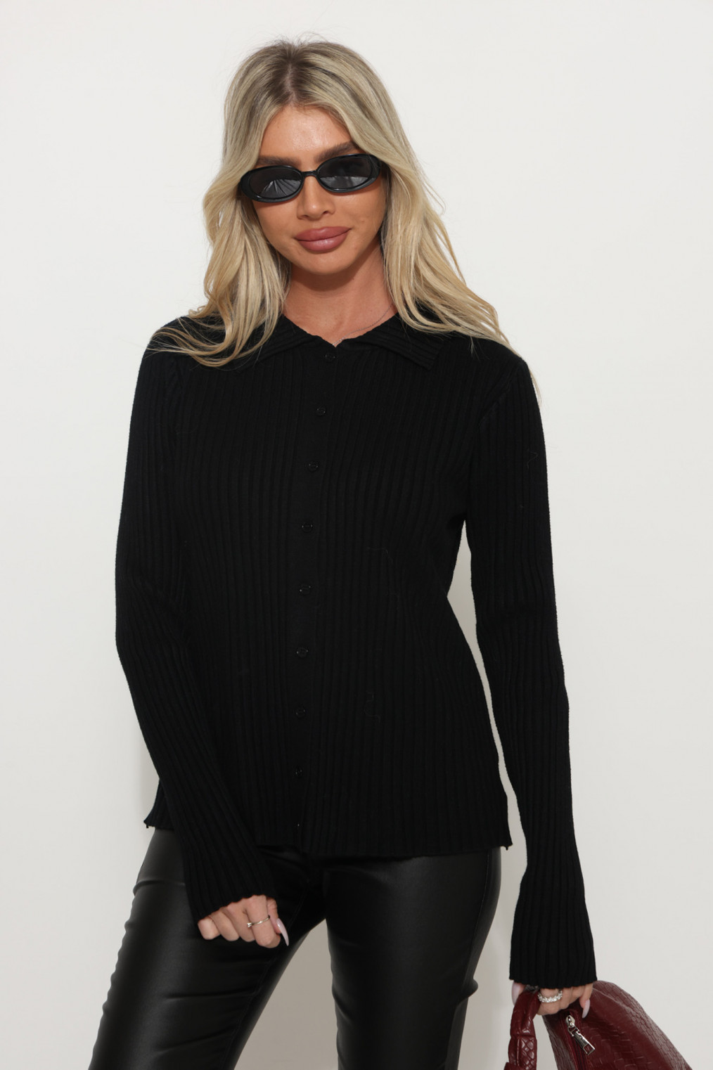 חולצה ריב שורות כפתורים