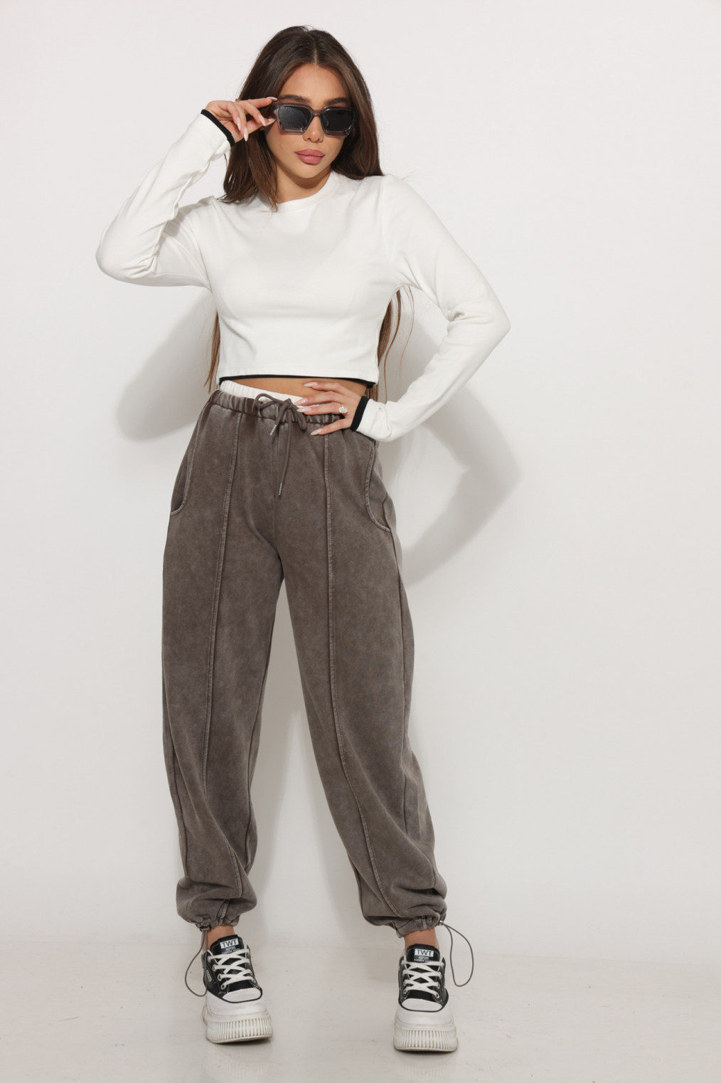 מכנס חתך בקדמי