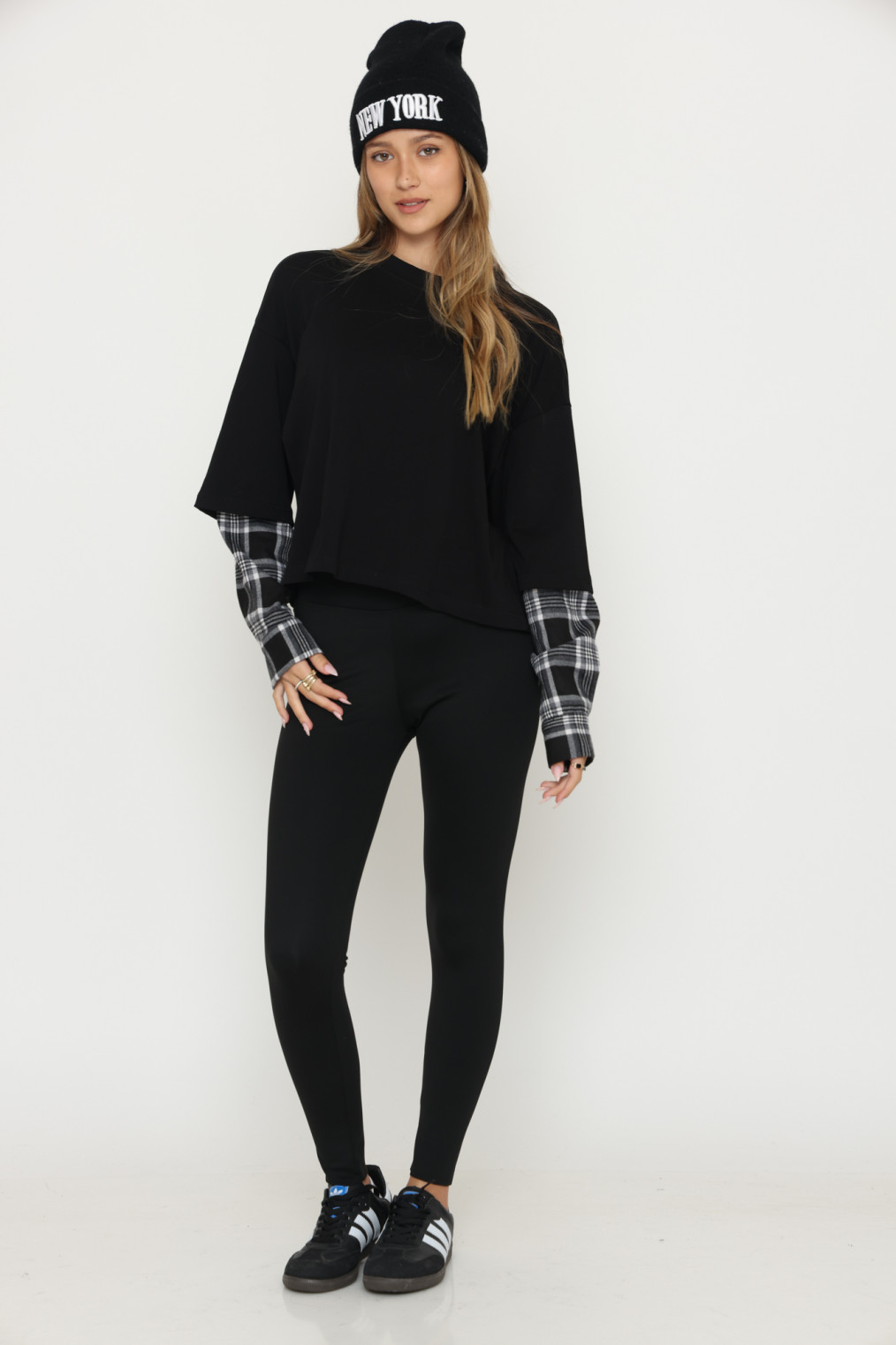 טייץ פרווה חלק 