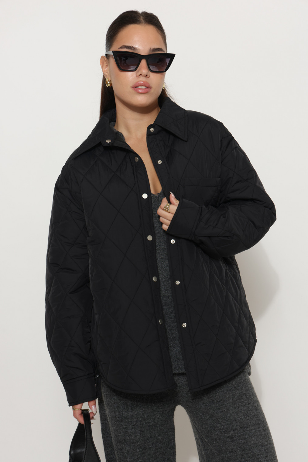 ג`קט קווילט צוארון תיק תק