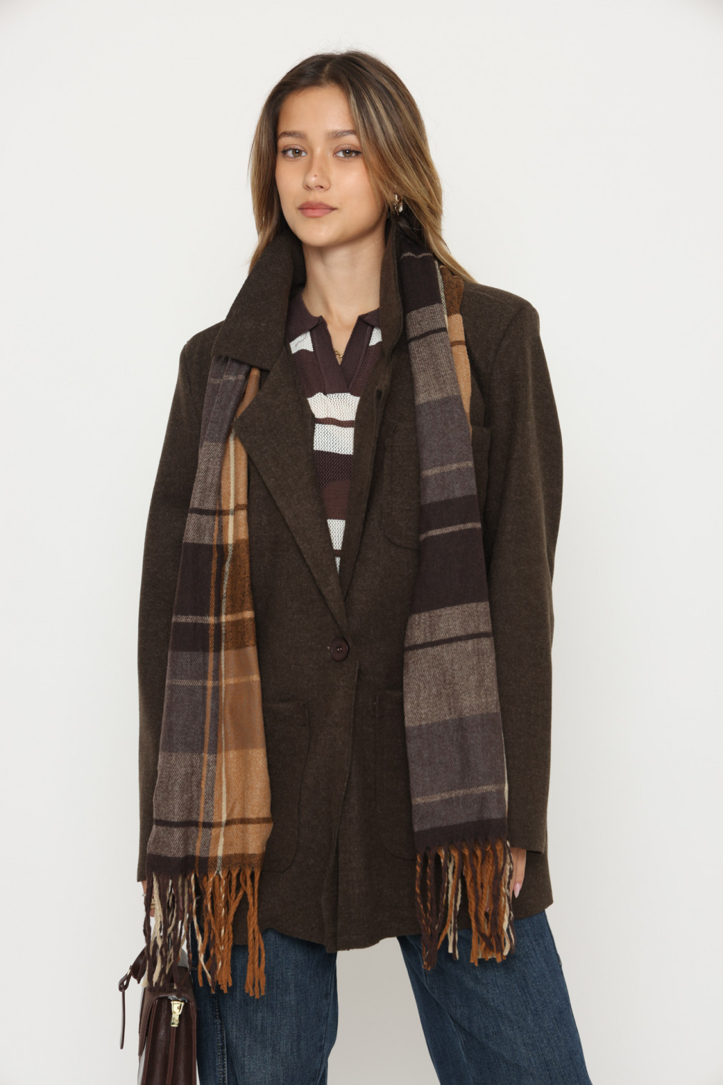 ג`קט מחוייט כיסים סריג דק