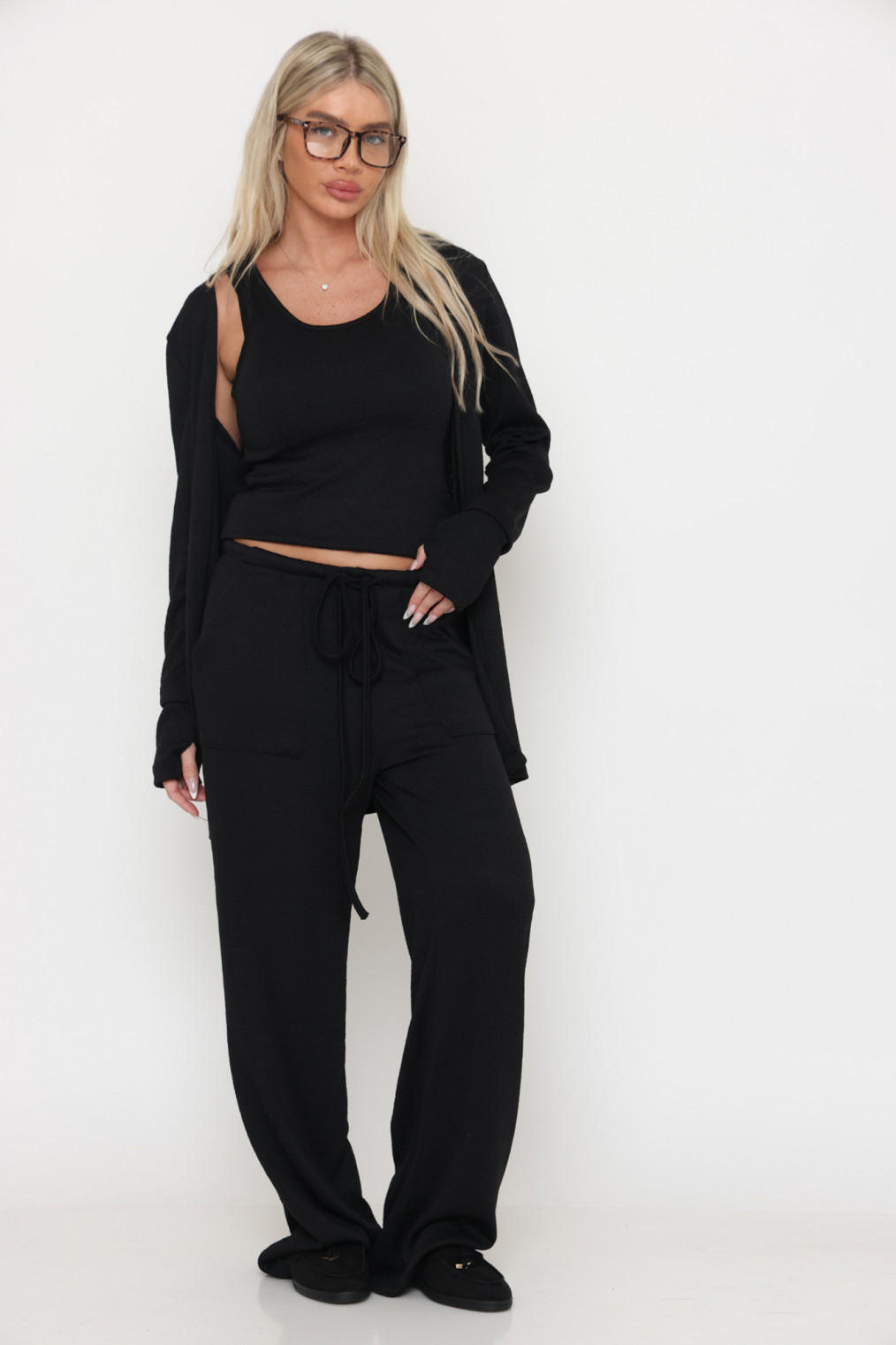 חליפה 3 חלקים עליונית מכנס וגופייה