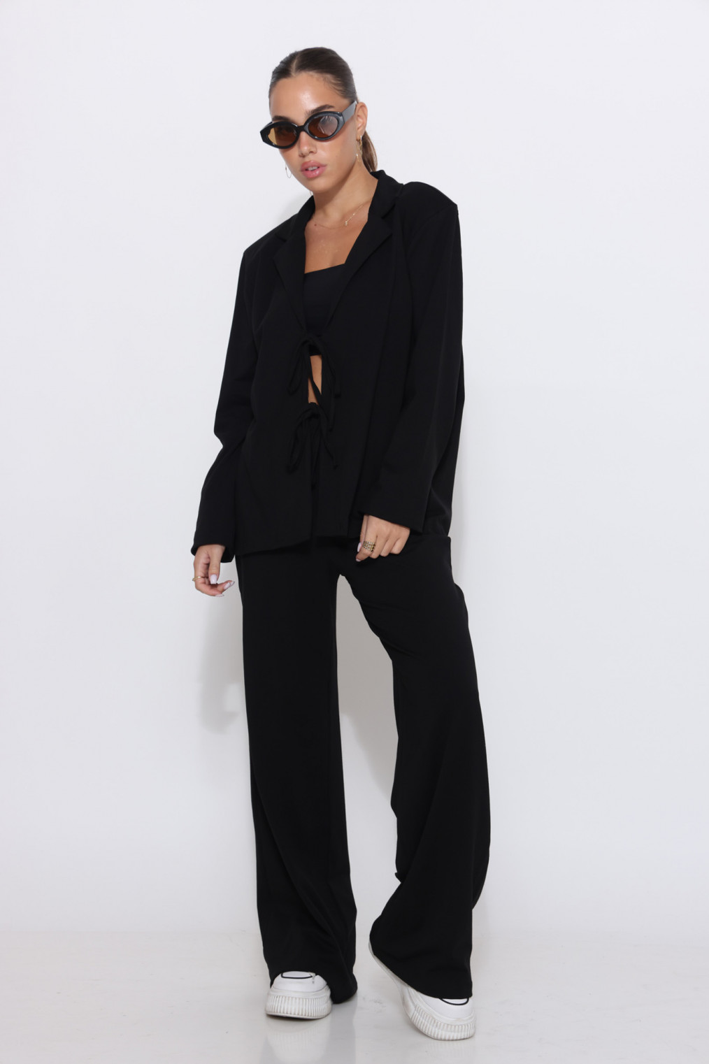 חליפה קשירות כריות בכפתיים