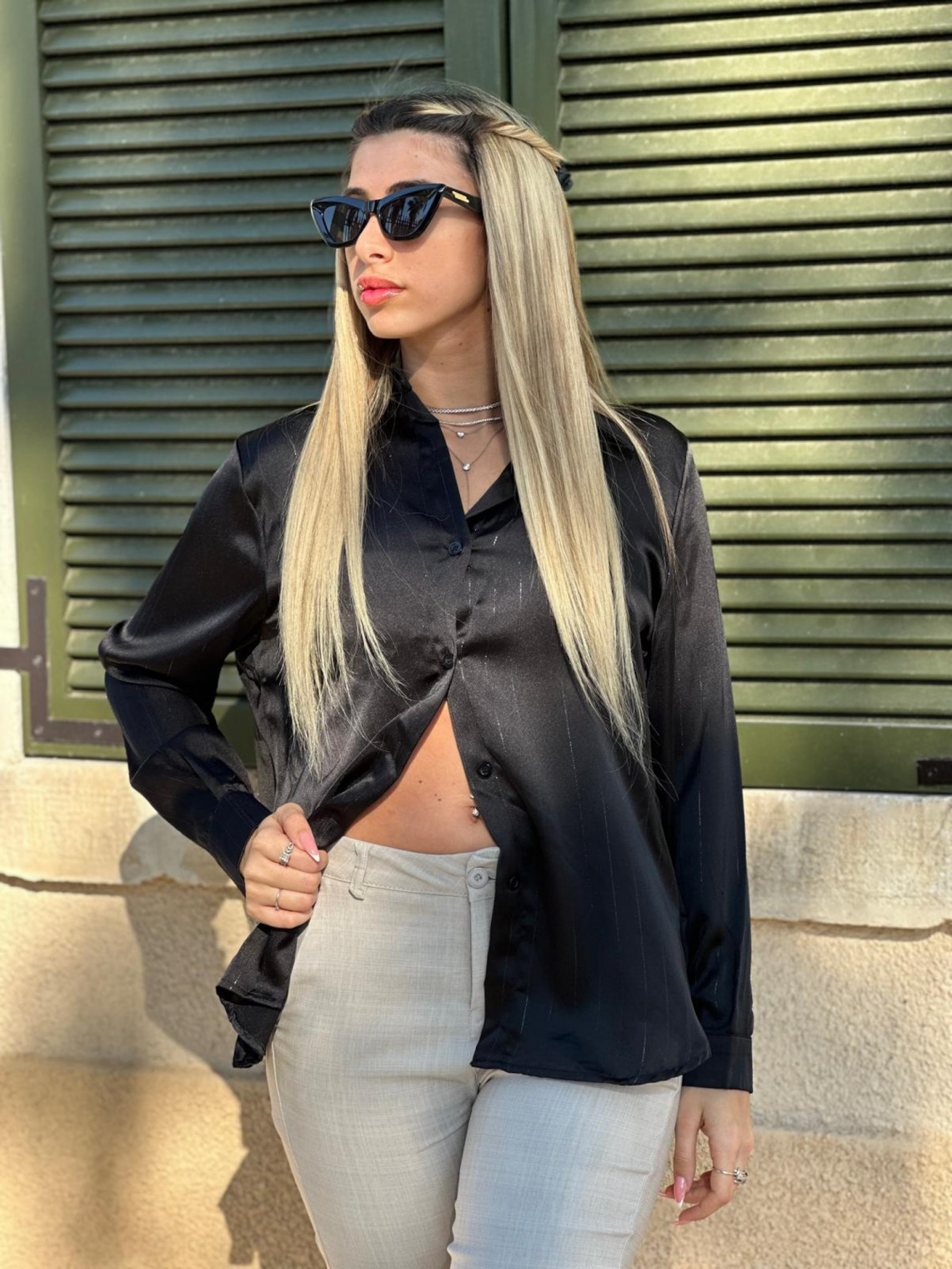 חולצה סאטן פס לורקס