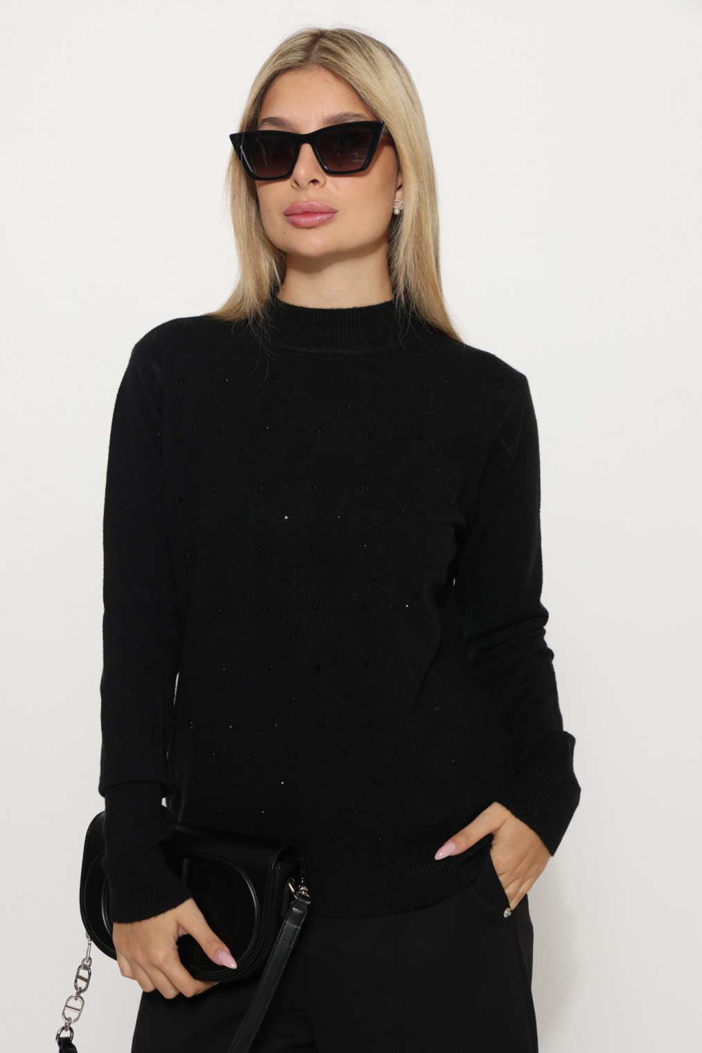 סריג חצי גולף קטן יהלומים