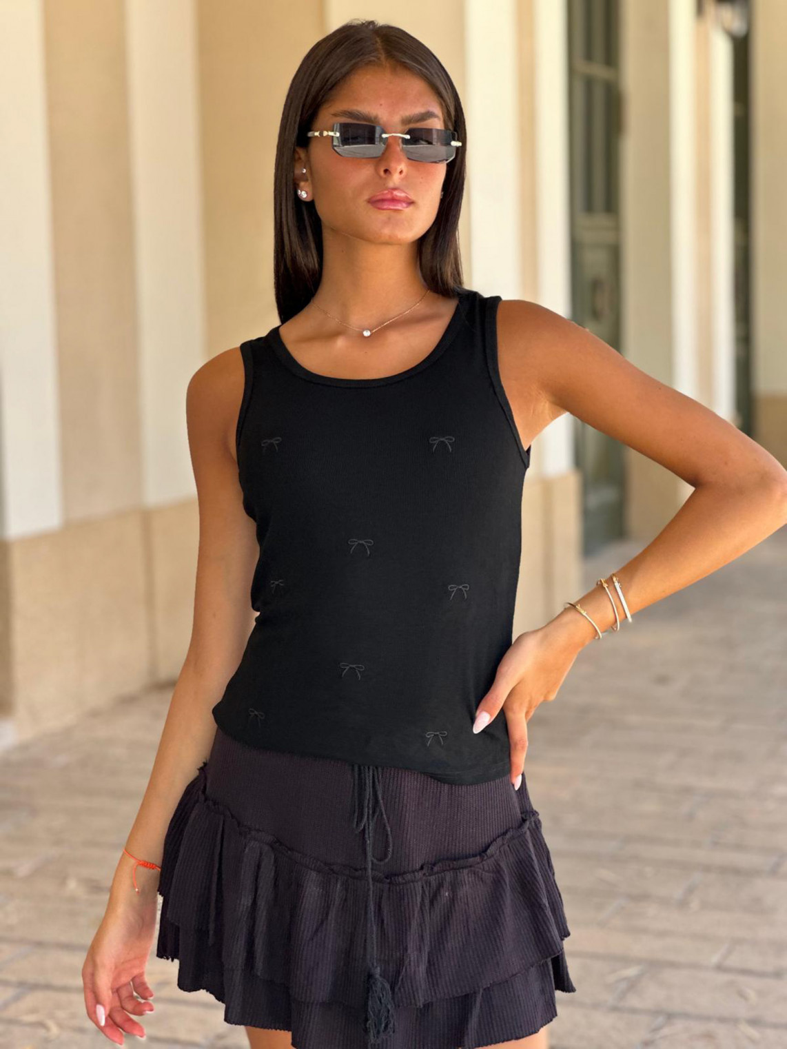 גופיה ריב ריקמה פפיונים