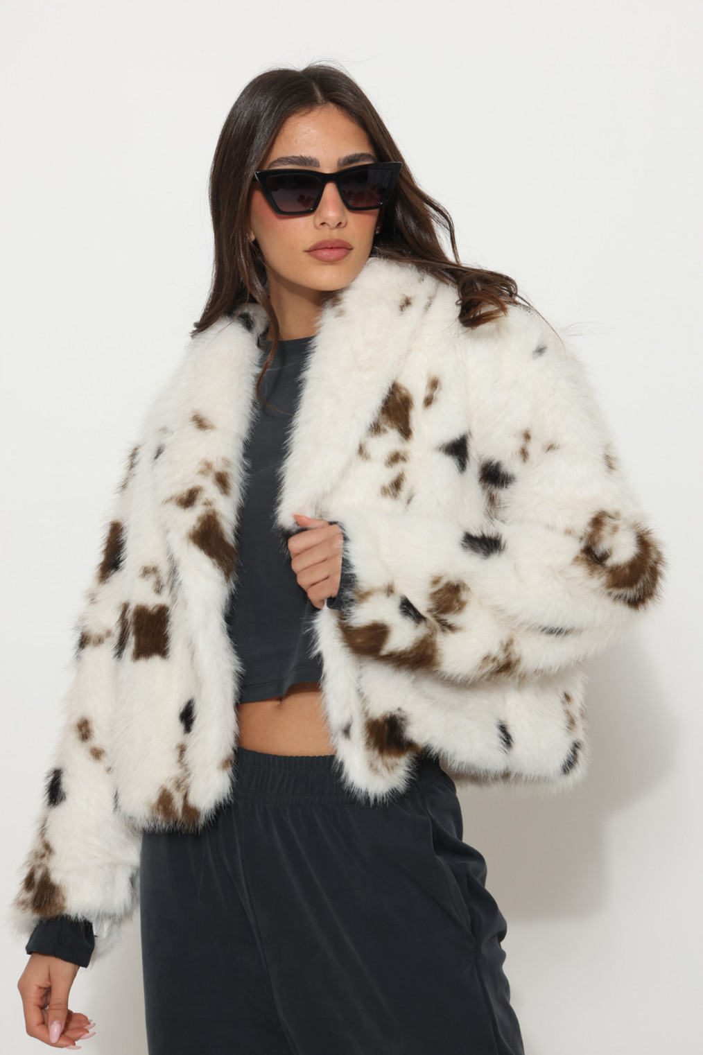 מעיל פרווה פרה 