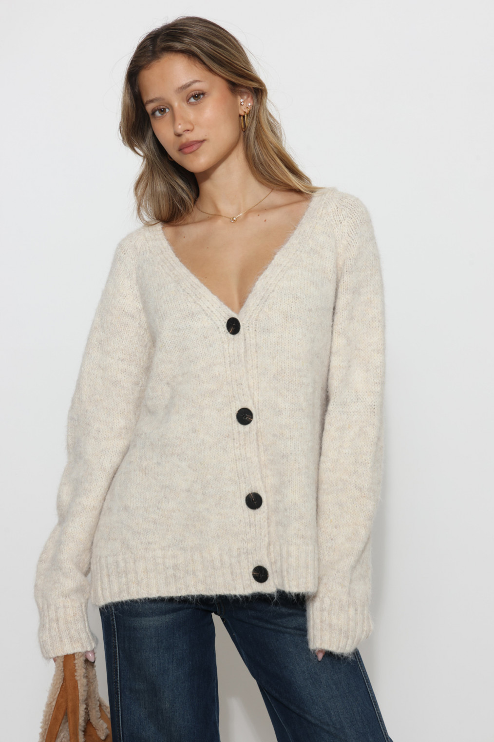 קרדיגן V כפתורים אוברסיז