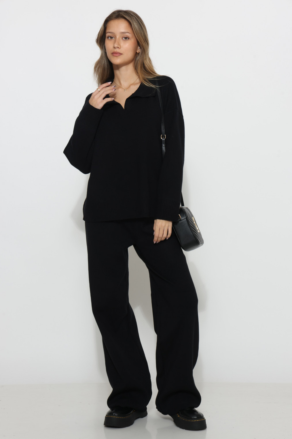 חליפה סריג צווארון אובר סייז