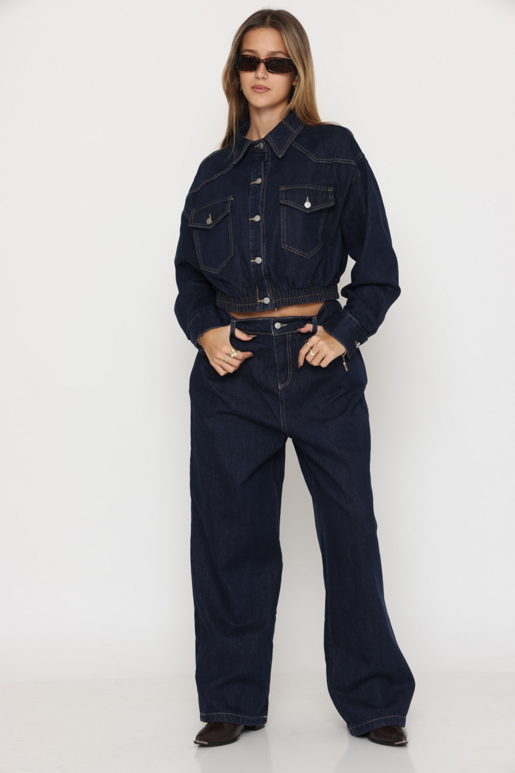 חליפה ג`ינס