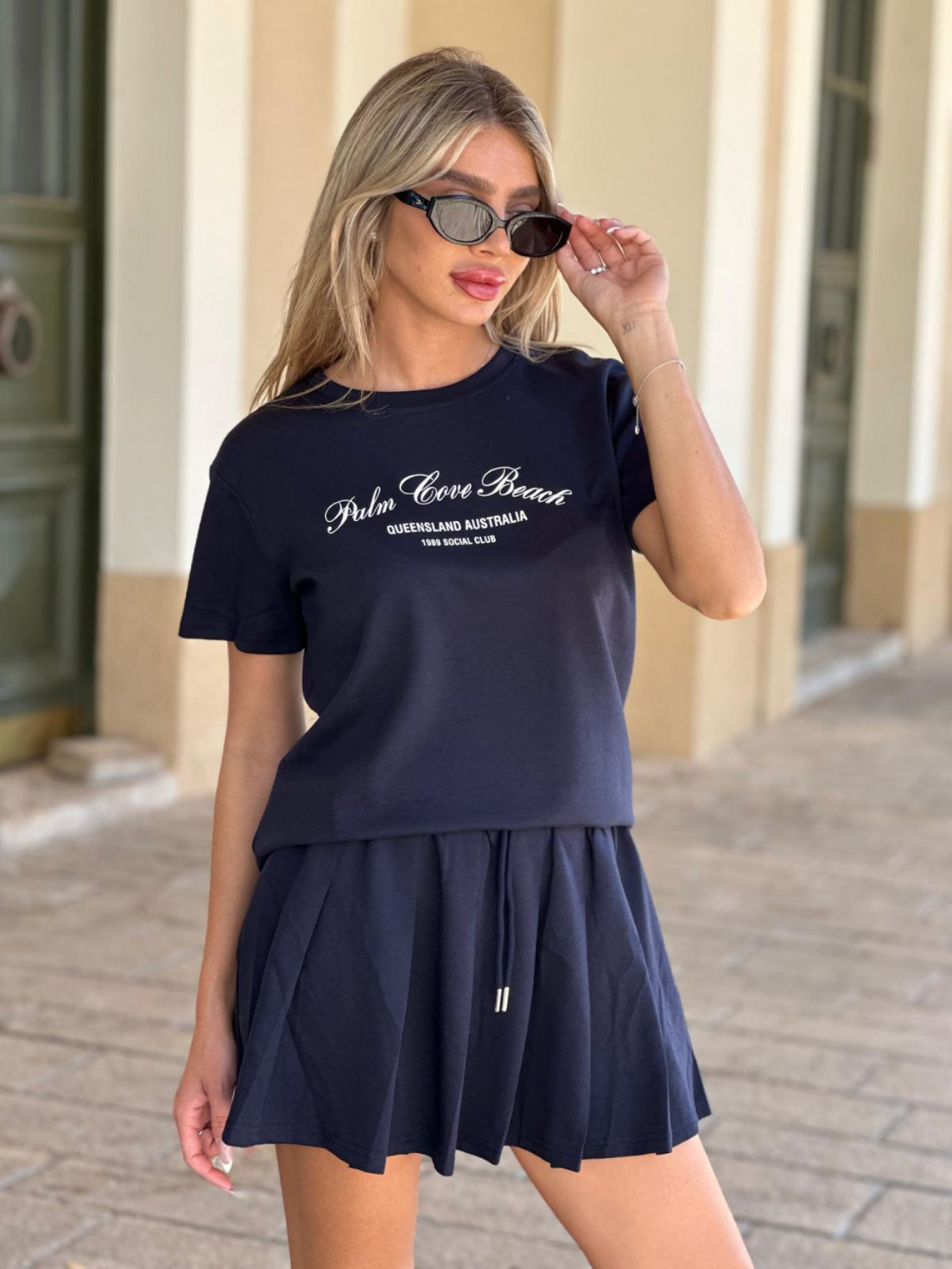חליפה חצאית קפלייים דפוס 