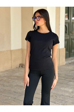 חולצה ניקי בייסיק שרוול קצר ריקמה