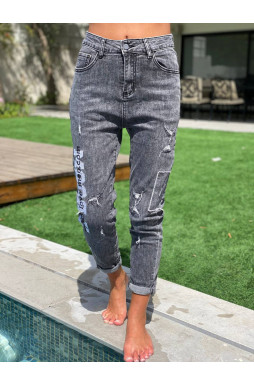 ג`ינס קרעים דפוס