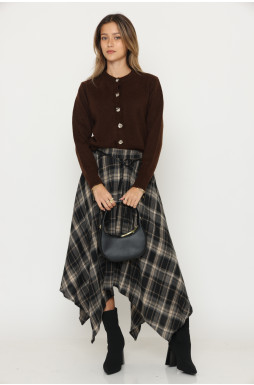 חצאית משובצת שפיצים