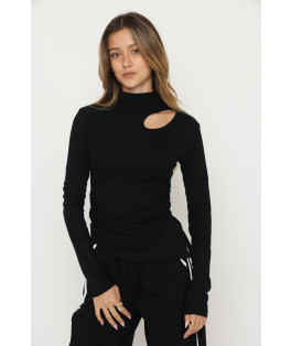 חולצה חצי גולף פתח