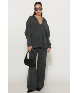 סריג צווארון וי