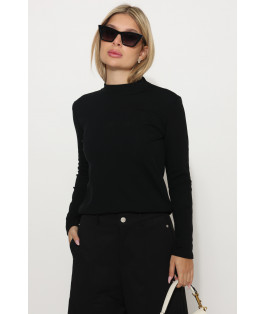 חולצה בייסיק ריקמה באמצע