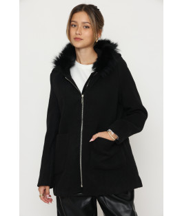 מעיל כובע פרווה