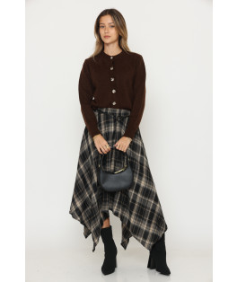 חצאית משובצת שפיצים